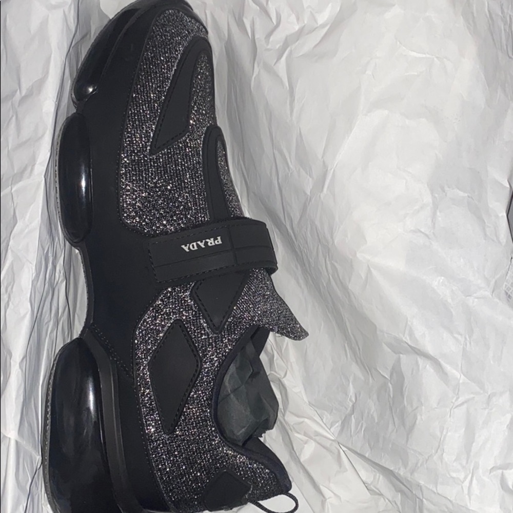 LIKE NEW PRADA CLOUDBUST SNEAKERS